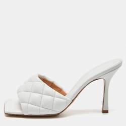 Pre Owned Bottega Veneta White Leather Quilted Slides Size 40