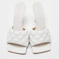 Pre Owned Bottega Veneta White Leather Quilted Slides Size 40