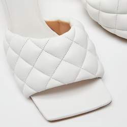 Pre Owned Bottega Veneta White Leather Quilted Slides Size 40