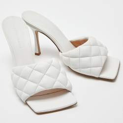 Pre Owned Bottega Veneta White Leather Quilted Slides Size 40