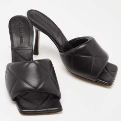 Pre Owned Bottega Veneta Black Quilted Leather Lido Slide Sandals Size 38