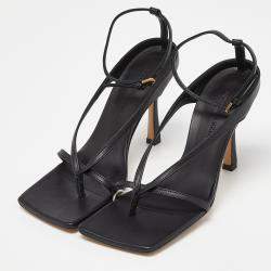 Pre Owned Bottega Veneta Leather Ankle Strap Thong Sandals 35