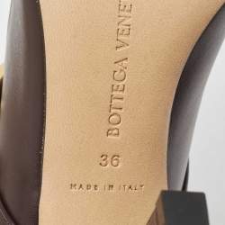 مملوكة مسبقًا صندل سلايد بوتيغا فينيتا سترتش بني بإبزيم مقاس 36