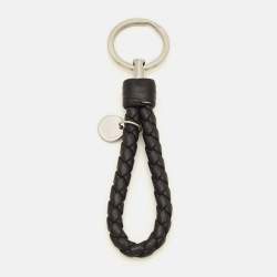 مملوكة مسبقًا سلسلة مفاتيح بوتيغا فينيتا جلد إنتريشياتو أسود