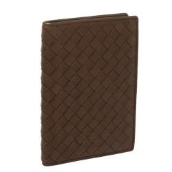 Pre Owned Bottega Veneta Brown Intrecciato Leather Passport Holder 