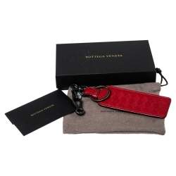 Pre Owned Bottega Veneta Red Intrecciato Leather Bag Charm/Key Chain