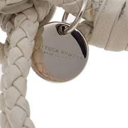 Pre Owned سوار بوتيغا فينيتا جلد إنترشياتو أبيض مجدول لفة مزدوجة بعقدة