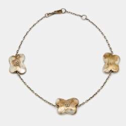 مملوكة مسبقًا Bottega Veneta Intrecciato Engraved Butterfly Charm Sterling Silver Bracelet S