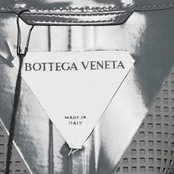 مملوكة مسبقًا معطف بوتيغا فينيتا جلد رمادي لامع بحزام مقاس صغير (سمول)