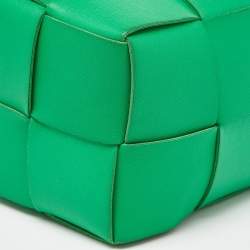 Pre Owned Bottega Veneta Green Intrecciato Leather Mini Cassette Bucket Bag