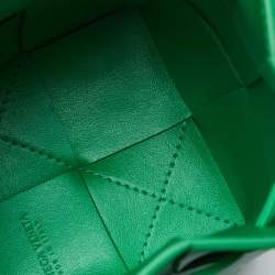 Pre Owned Bottega Veneta Green Intrecciato Leather Mini Cassette Bucket Bag