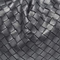Pre Owned Bottega Veneta Black Intrecciato Leather Classic Pouch