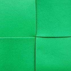 Pre Owned حقيبة دلو بوتيغا فينيتا كاسيت جلد منسوج أخضر