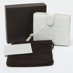 Bottega Veneta Off White Intrecciato Leather Compact Wallet