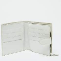 Bottega Veneta Off White Intrecciato Leather Compact Wallet