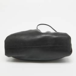 Pre Owned Bottega Veneta Black Leather Mini The Pouch Bag