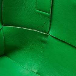 مملوكة مسبقًا Bottega Veneta Dark Green Intreccio Leather Small Arco Tote
