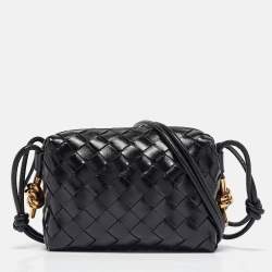 Pre Owned Bottega Veneta Black Glossy Intrecciato Leather Mini Loop Camera Bag