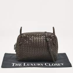 مملوكة مسبقًا Bottega Veneta Dark Brown Intrecciato Leather Leather Nodini Crossbody Bag