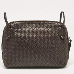 مملوكة مسبقًا Bottega Veneta Dark Brown Intrecciato Leather Leather Nodini Crossbody Bag