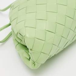 Pre Owned Bottega Veneta Green Intrecciato Leather Mini The Pouch Bag