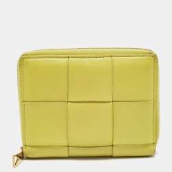 Bottega Veneta Green Intrecciato Leather Cassette Zip Around Wallet