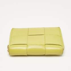 Bottega Veneta Green Intrecciato Leather Cassette Zip Around Wallet