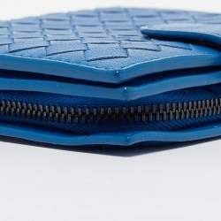 Pre Owned Bottega Veneta Blue Intrecciato Leather Compact Wallet
