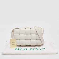 مملوكة مسبقًا Bottega Veneta White Padded Leather Cassette Shoulder Bag