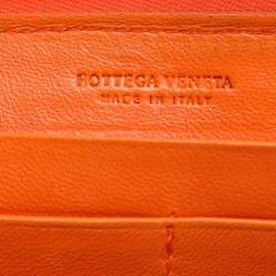 مملوكة مسبقًا محفظة بوتيغا فينيتا سحاب جلد براءات إنتريشياتو برتقالي