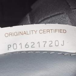 مملوكة مسبقًا Bottega Veneta Grey Intrecciato Leather Oversized Zip Pouch 