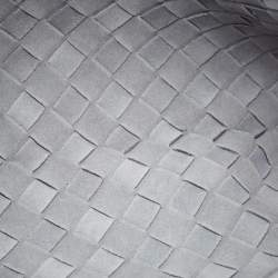 مملوكة مسبقًا Bottega Veneta Grey Intrecciato Leather Oversized Zip Pouch 