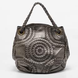 مملوكة مسبقًا Bottega Veneta Metallic Leather Illusion Hobo