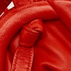 مملوكة مسبقًا Bottega Veneta Red Increcciato Fabric Small The Point Triangle Bag