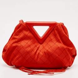 مملوكة مسبقًا Bottega Veneta Red Increcciato Fabric Small The Point Triangle Bag