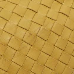 Pre Owned حقيبة كروس بوتيغا فينيتا نوديني جلد انترشياتو بيج داكنة بسحاب مزدوج