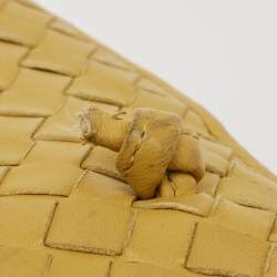 Pre Owned حقيبة كروس بوتيغا فينيتا نوديني جلد انترشياتو بيج داكنة بسحاب مزدوج