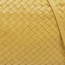 Pre Owned حقيبة كروس بوتيغا فينيتا نوديني جلد انترشياتو بيج داكنة بسحاب مزدوج