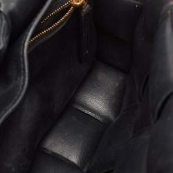Pre Owned Bottega Veneta Black Leather Classic Cassette Padded Shoulder Bag