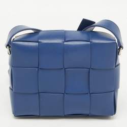 Pre Owned Bottega Veneta Blue Intrecciato Leather Cassette Shoulder Bag