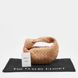 مملوكة مسبقًا Bottega Veneta Beige Intrecciato Leather Mini Jodie Hobo