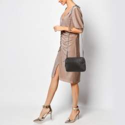 مملوكة مسبقًا Bottega Veneta Dark Brown Intrecciato Leather Nodini Shoulder Bag