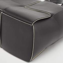 Pre Owned Bottega Veneta Black Intreccio Leather Small Arco Tote