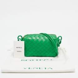 Pre Owned Bottega Veneta Green Intrecciato Leather Mini Loop Camera Crossbody Bag