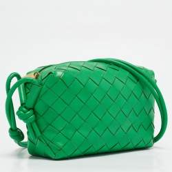 Pre Owned Bottega Veneta Green Intrecciato Leather Mini Loop Camera Crossbody Bag