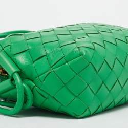 Pre Owned Bottega Veneta Green Intrecciato Leather Mini Loop Camera Crossbody Bag