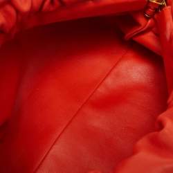 مملوكة مسبقًا Bottega Veneta Orange Leather The Chain Pouch Bag