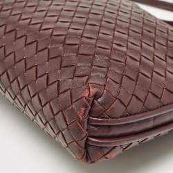 مملوكة مسبقًا حقيبة كروس بوتيغا فينيتا نوديني جلد إنترشياتو أحمر داكن