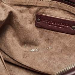 مملوكة مسبقًا حقيبة كروس بوتيغا فينيتا نوديني جلد إنترشياتو أحمر داكن