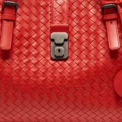 مملوكة مسبقًا Bottega Veneta Red Intrecciato Leather Medium Roma Tote